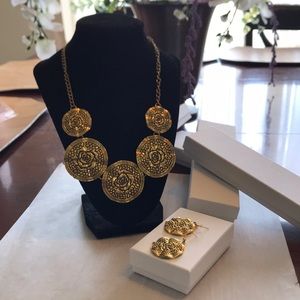 New set of necklaces and earrings